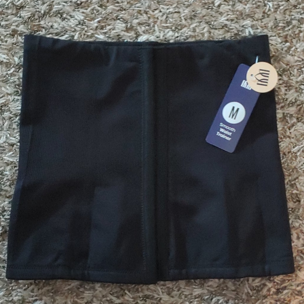 Black waist trainer Size M